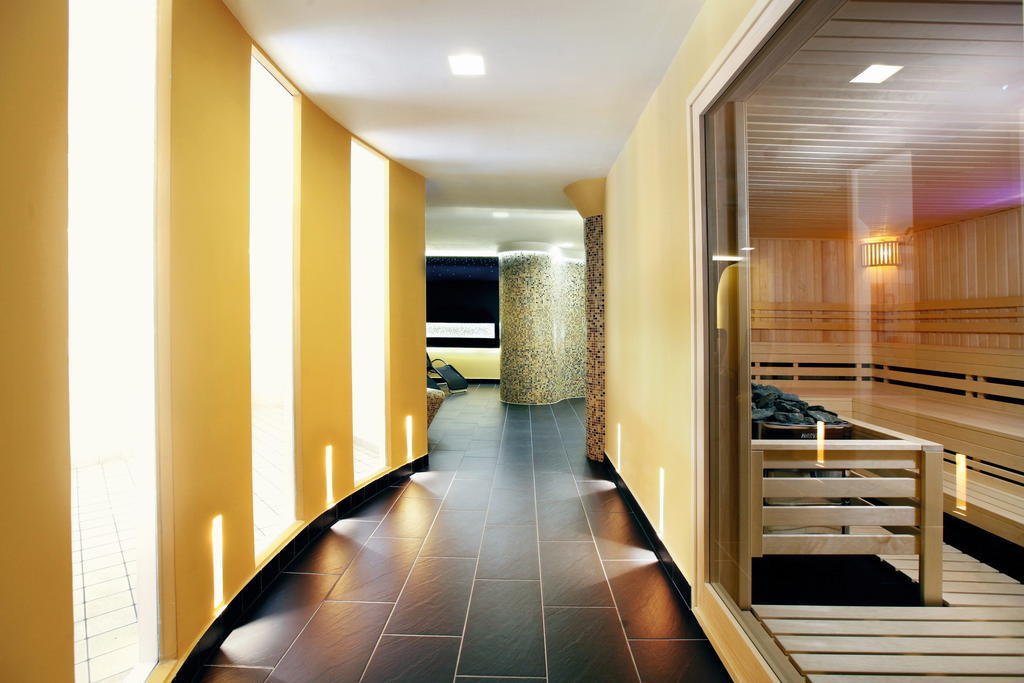 Hotel Europa Fit Heviz Bagian luar foto