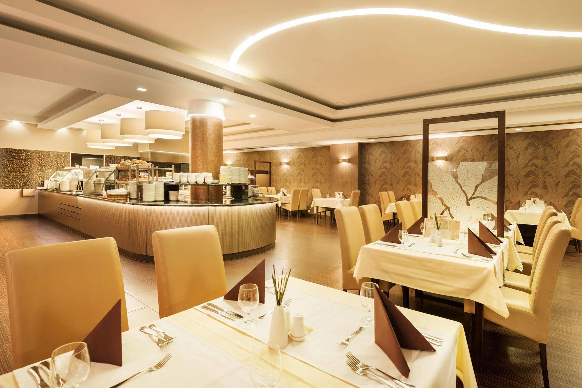 Hotel Europa Fit Heviz Bagian luar foto